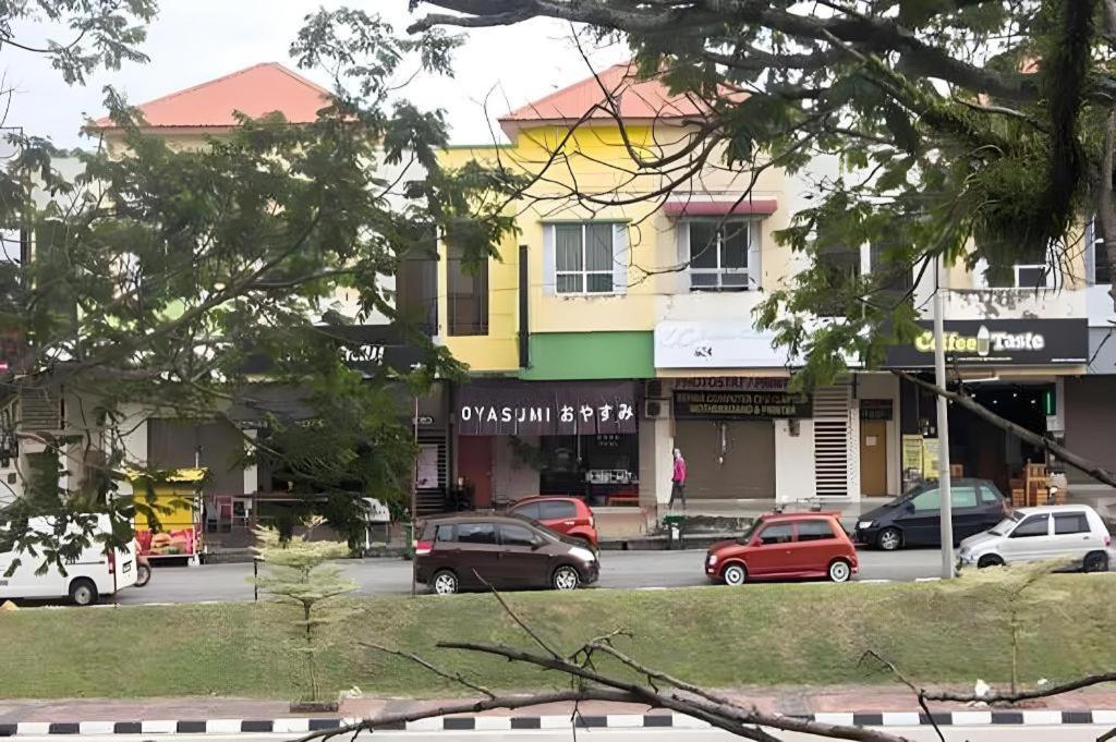 Oyasumi Hotel Kulim Exterior foto